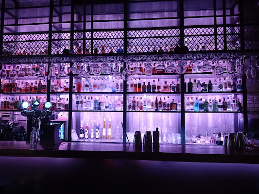 Mojo Bar