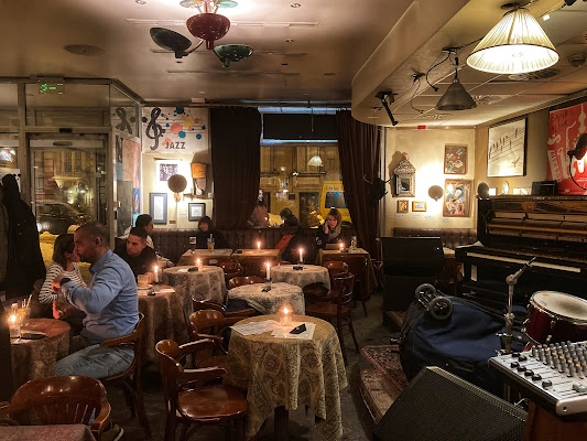 Jedermann Café