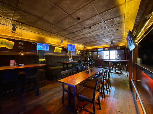 H&J Bar
