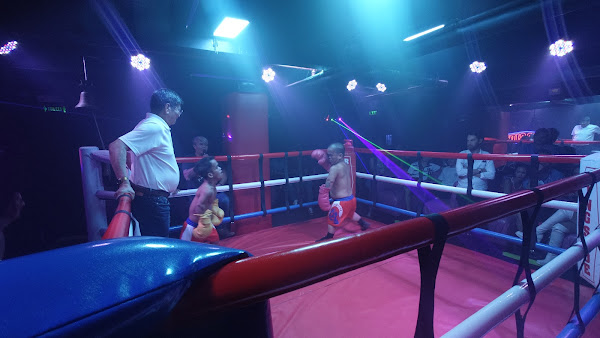 Ringside Bar